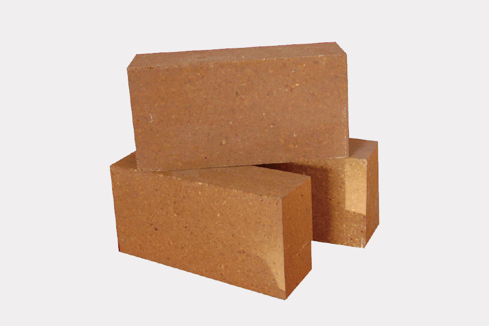 Magnesite brick